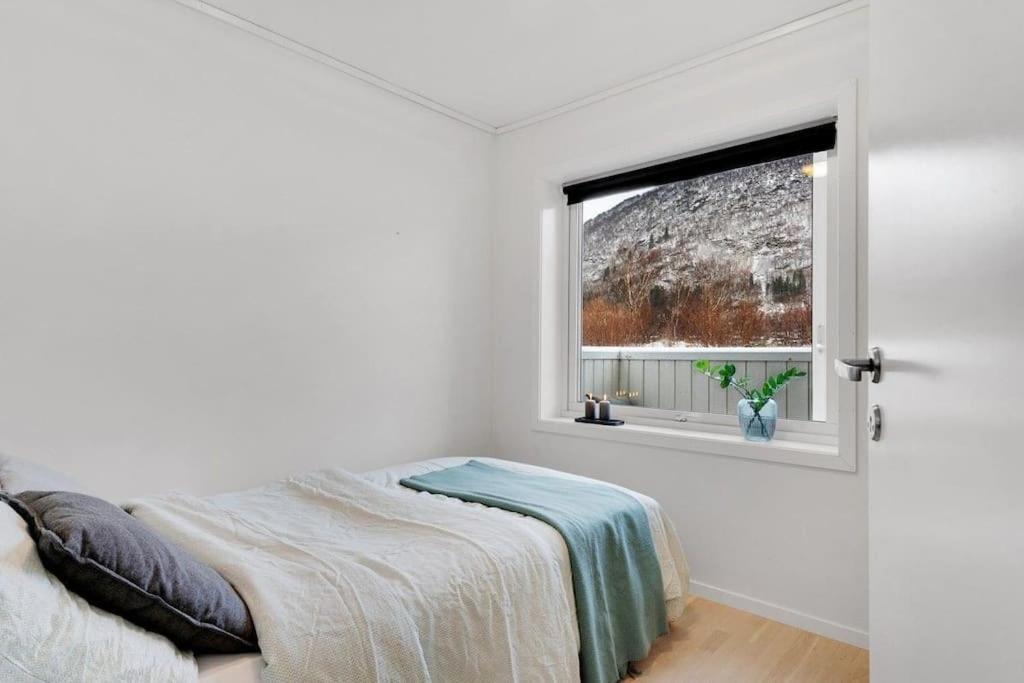 Stor Og Moderne Leilighet I Indre Arna Bergen Gratis Parkering!! Exterior foto